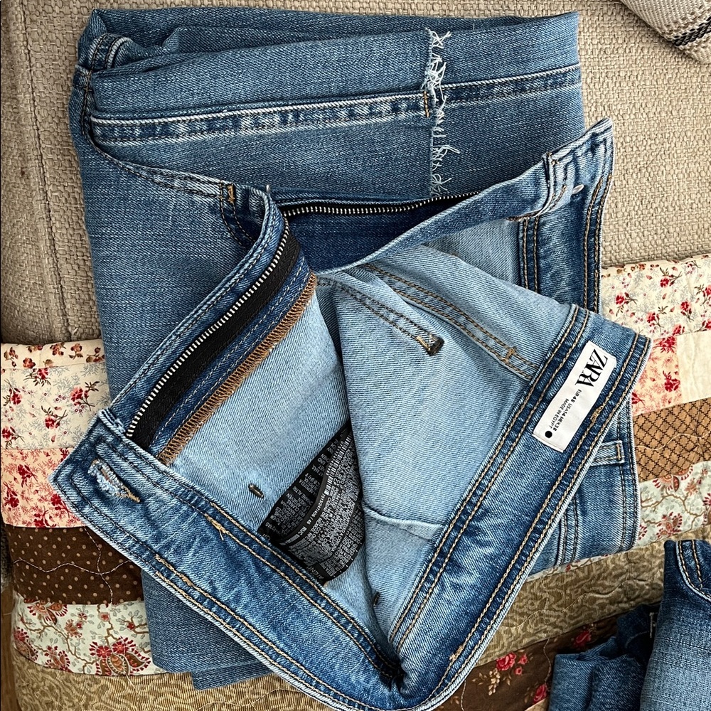 Zara Light Blue Denim Jeans with raw hem.